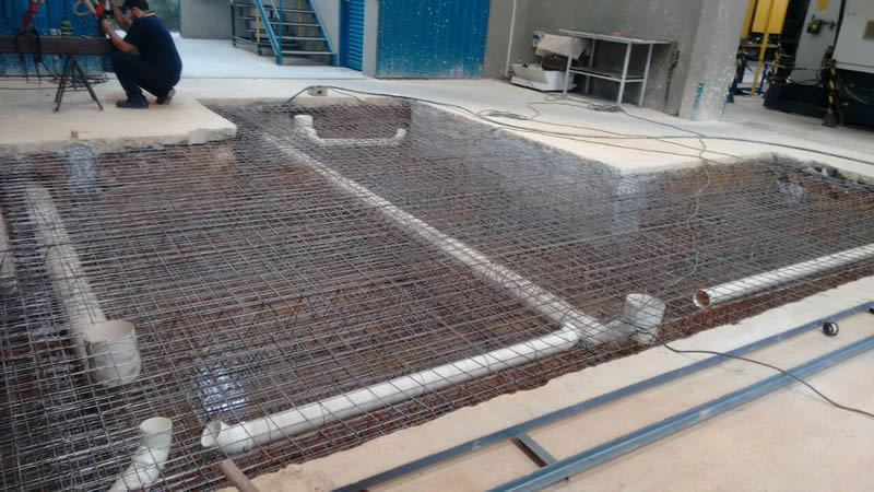 SERVI�O DE CONSTRU��O DE FUNDA��O E BASE PARA MAQUINA MANDRILHADORA DE 35 TON